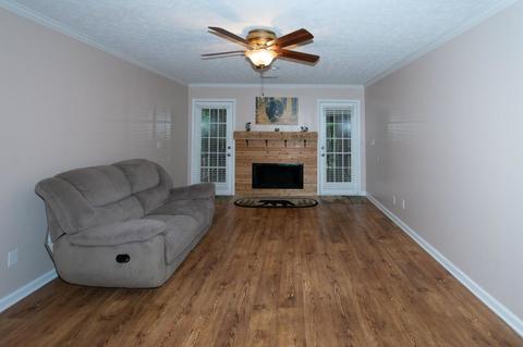439 Waterview Dr, Lagrange, GA 30240 photo 5