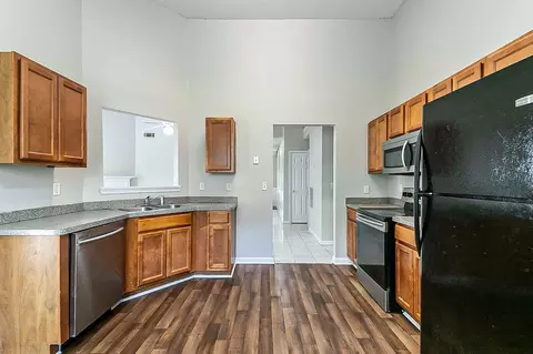 944 Brisley Cir, Hampton, GA 30228 photo 4