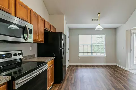 944 Brisley Cir, Hampton, GA 30228 photo 8