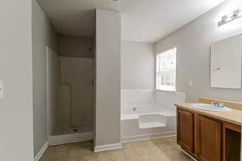 944 Brisley Cir, Hampton, GA 30228 photo 6