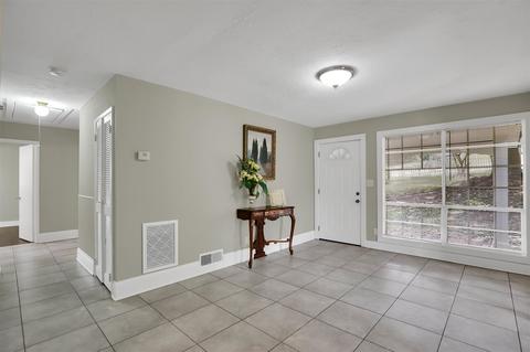 6581 King William Dr, Morrow, GA 30260 photo 12