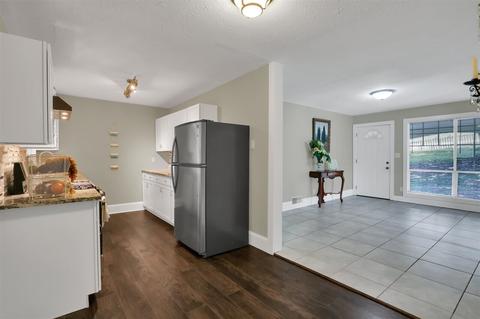 6581 King William Dr, Morrow, GA 30260 photo 10