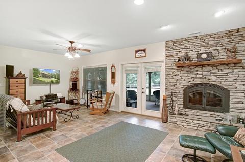 391 Lora Dr, Warne, NC 28909 photo 43