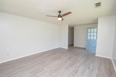 401 12 Cooley Rd, Lagrange, GA 30241 photo 3
