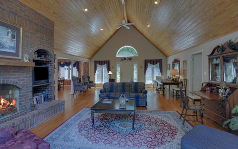 309 Robin Cir, Toccoa, GA 30577 photo 9