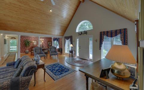309 Robin Cir, Toccoa, GA 30577 photo 5