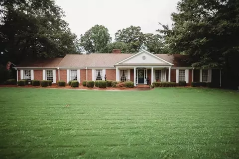 110 Pine St, Barnesville, GA 30204 photo 7