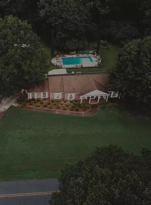 110 Pine St, Barnesville, GA 30204 photo 4