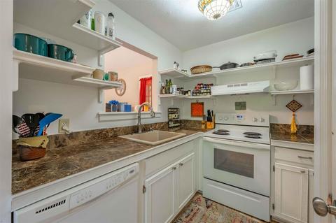 110 Demorest Courtyards Dr, Demorest, GA 30535 photo 8