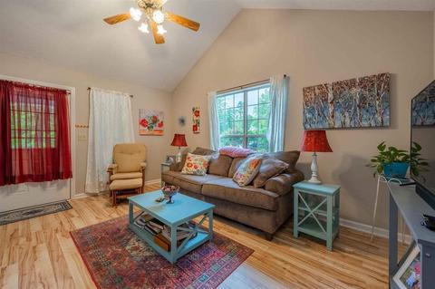 110 Demorest Courtyards Dr, Demorest, GA 30535 photo 4