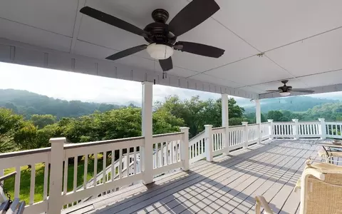 175 W Vineyard, Hayesville, NC 28904 photo 3
