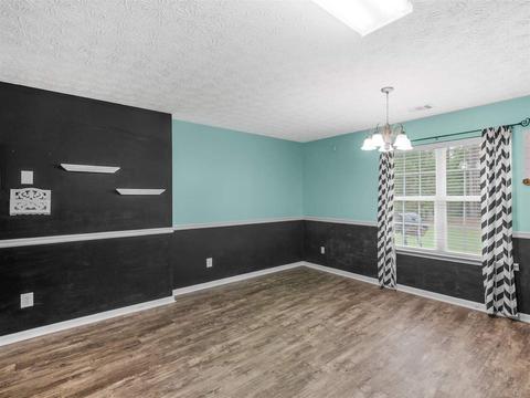 124 Post Oak Dr, Jackson, GA 30233 photo 10