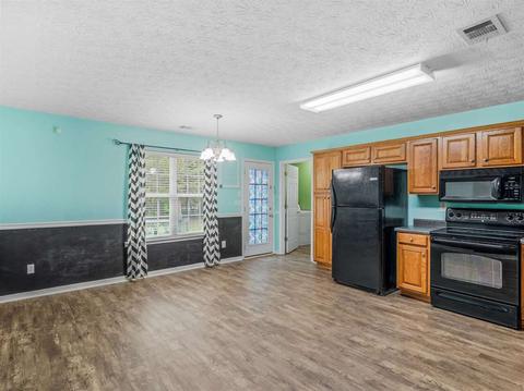 124 Post Oak Dr, Jackson, GA 30233 photo 9