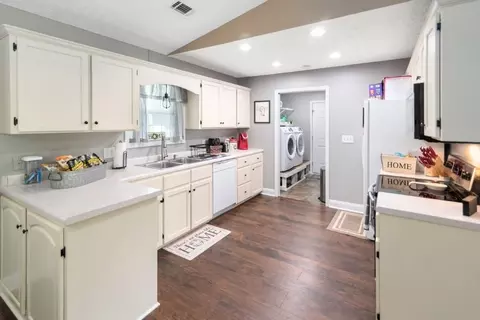 1088 Garrison Rd, Carnesville, GA 30521 photo 9