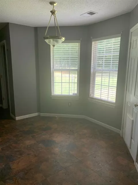 75 Windward Dr, Covington, GA 30016 photo 2