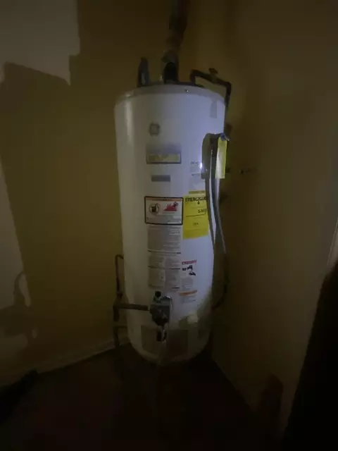 2737 Kent Dr, Macon, GA 31206 photo 6