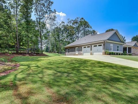 2972 Beards Rd, Buford, GA 30518 photo 4