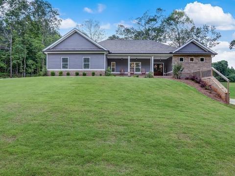 2972 Beards Rd, Buford, GA 30518 photo 2