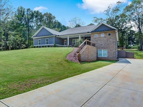 2972 Beards Rd, Buford, GA 30518 photo 5