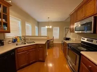 103 Riverchest Dr, Lagrange, GA 30240 photo 2