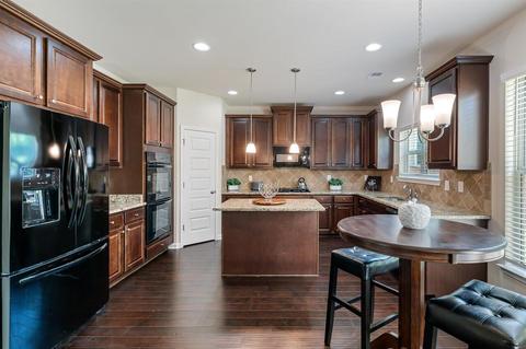 629 Toronto Cir, Hampton, GA 30228 photo 8