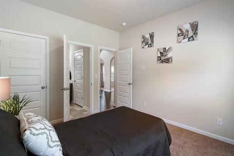 629 Toronto Cir, Hampton, GA 30228 photo 14