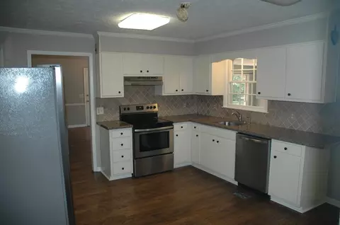 106 View Pointe Dr, Lagrange, GA 30240 photo 9