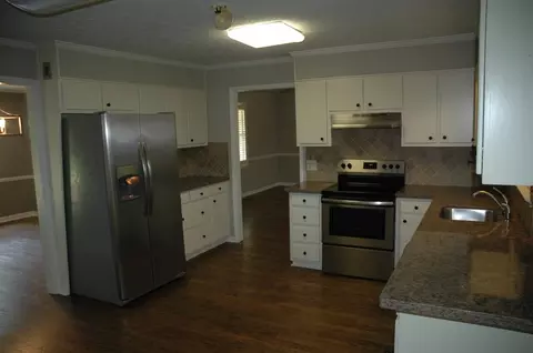 106 View Pointe Dr, Lagrange, GA 30240 photo 8