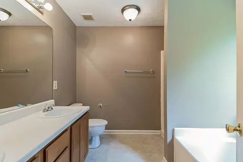 185 Cypress Dr, Covington, GA 30016 photo 4