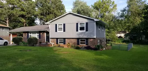 204 Belmont Dr, Hampton, GA 30228 photo 1