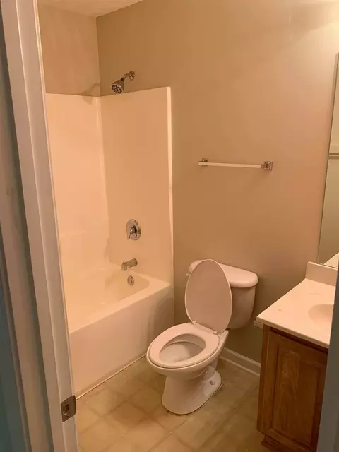 106 Philmont Ct, Lagrange, GA 30240 photo 5
