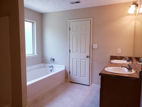 136 Cedar Ridge Dr, Lagrange, GA 30241 photo 29