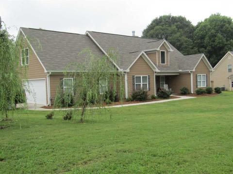 101 Manor Mill Way, Commerce, GA 30529 photo 2