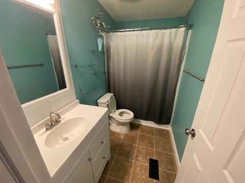 326 Triple T Rd, Register, GA 30452 photo 13