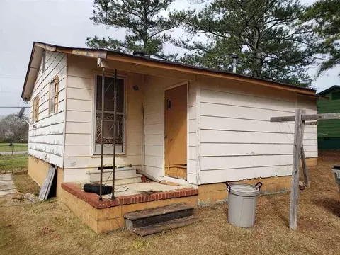 225 Niles St, Lagrange, GA 30241 photo 3