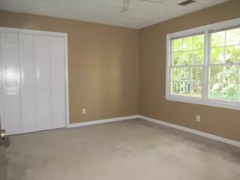 807 Camellia Dr, Lagrange, GA 30240 photo 16
