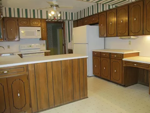 807 Camellia Dr, Lagrange, GA 30240 photo 6