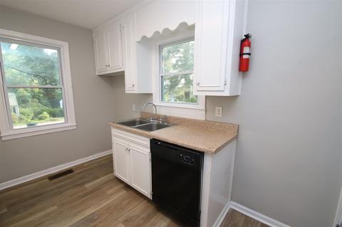 239 Beechwood Cir, Lagrange, GA 30240 photo 5