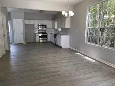 11366 Kayla Dr, Hampton, GA 30228 photo 3