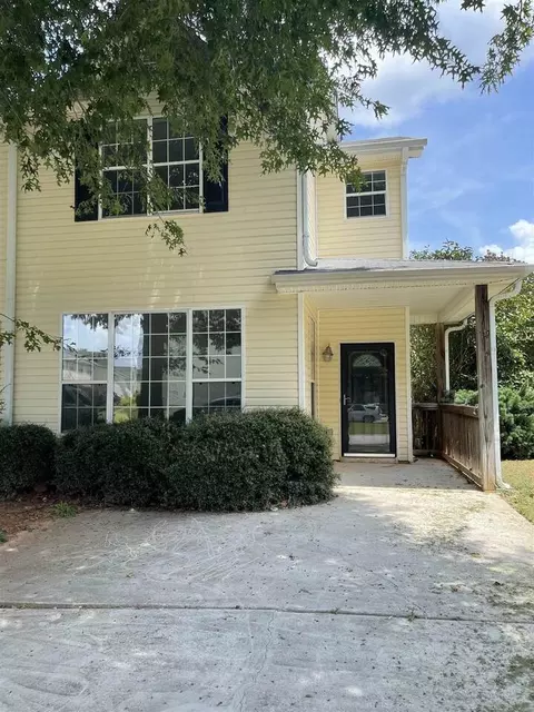11366 Kayla Dr, Hampton, GA 30228 photo 1