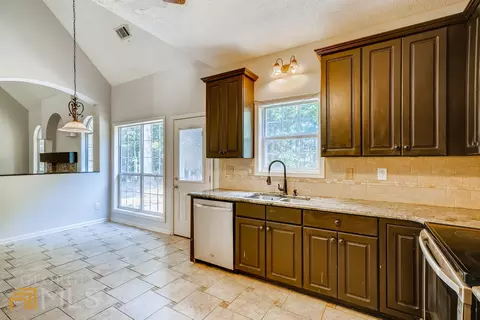 522 Oak Trl, Hampton, GA 30228 photo 12