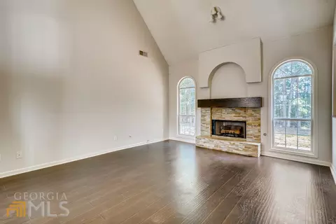 522 Oak Trl, Hampton, GA 30228 photo 5