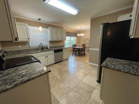 210 Sturbridge Dr, Lagrange, GA 30240 photo 12
