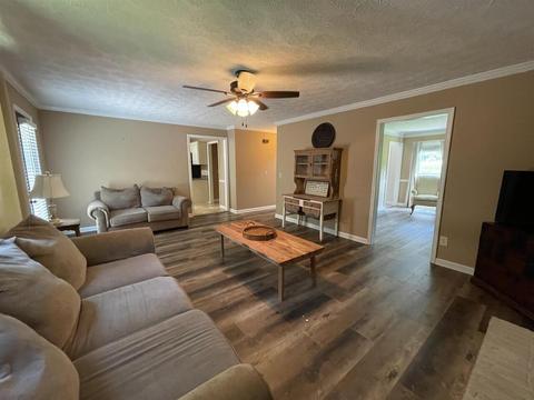 210 Sturbridge Dr, Lagrange, GA 30240 photo 10