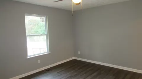 109 Weathers Dr, Lagrange, GA 30240 photo 8