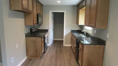 109 Weathers Dr, Lagrange, GA 30240 photo 3