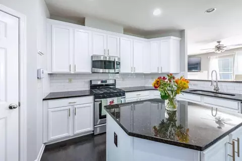 635 E Hampton Pl, Canton, GA 30115 photo 6