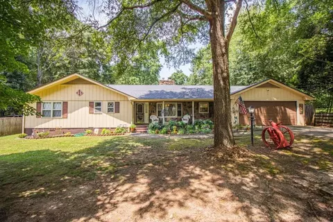 331 Cedar Creek Rd, Winder, GA 30680 photo 1
