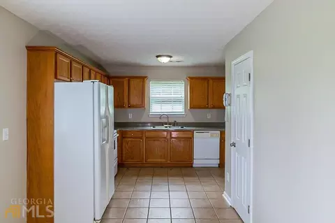 401 Kissee Ct, Jackson, GA 30233 photo 4