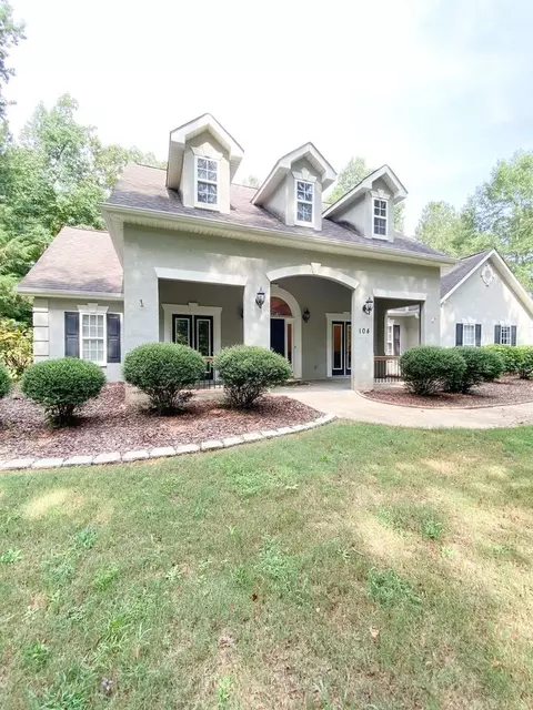 104 Glenn Eagle Pt, Lagrange, GA 30241 photo 2